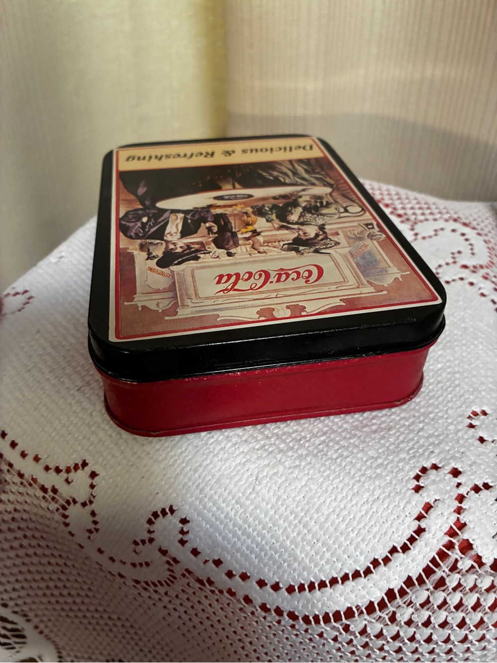 Coca Cola Retro Illustration Empty Tin Metal - Picture 4 of 10